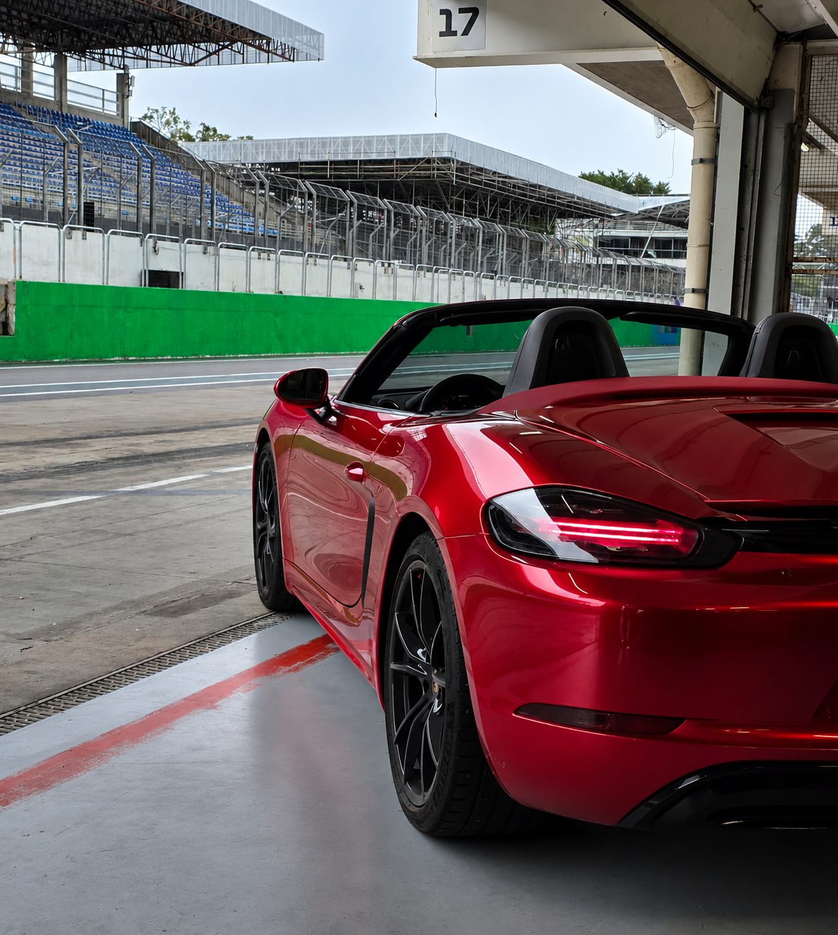 Porsche 911 em pista